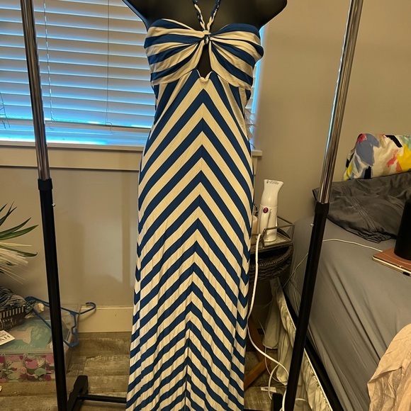 Bebe halter tie stripe dress - Picture 5 of 7